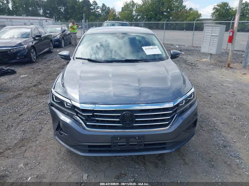2020 VOLKSWAGEN PASSAT SE 1VWSA7A35LC018131