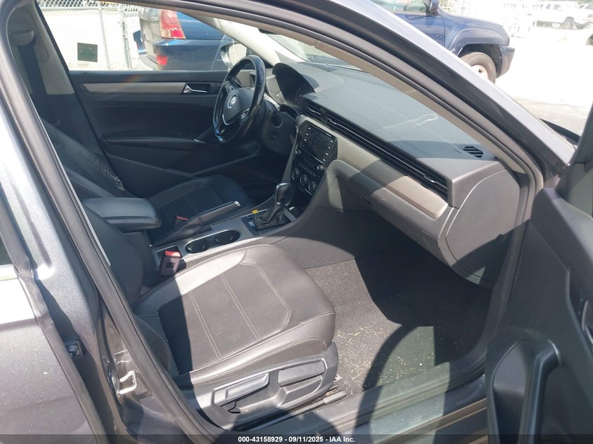2020 VOLKSWAGEN PASSAT SE 1VWSA7A35LC018131