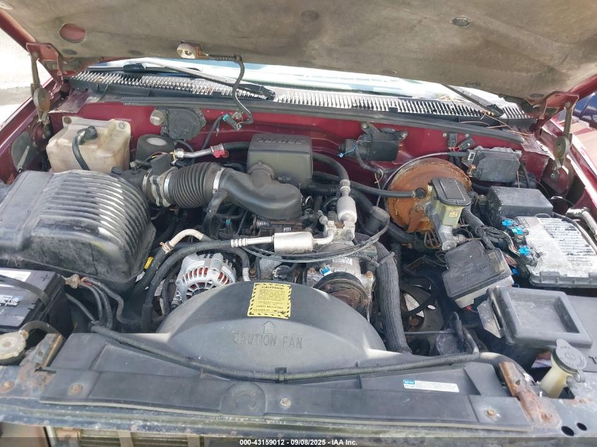 1996 Chevrolet Gmt-400 C1500 VIN: 2GBEC19R5T1200647 Lot: 43159012