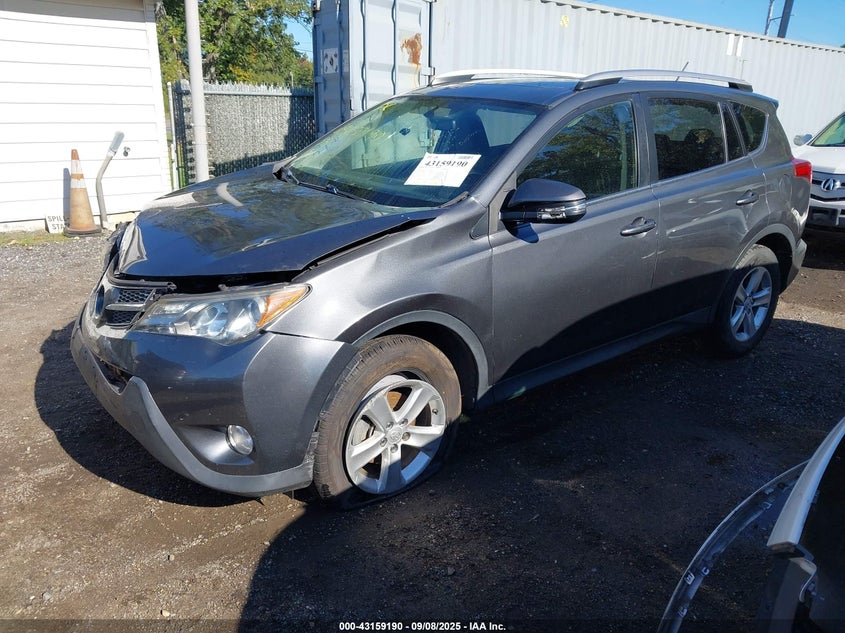 2013 TOYOTA RAV4 XLE - JTMRFREV1DD001591