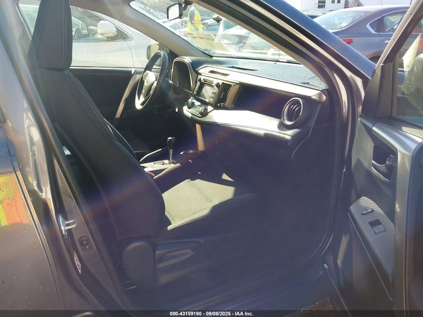 2013 TOYOTA RAV4 XLE - JTMRFREV1DD001591