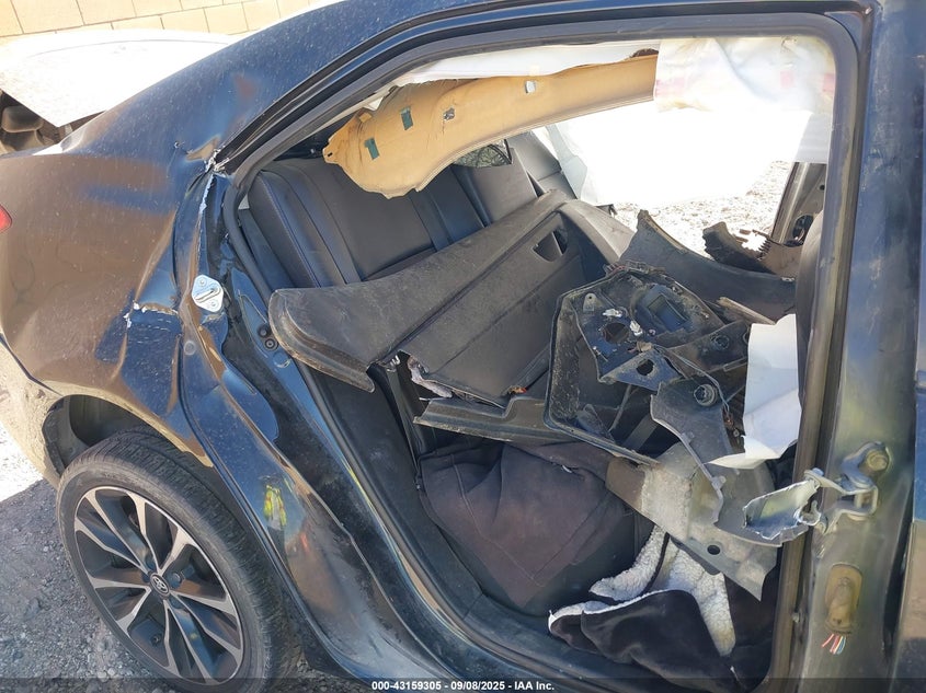 2017 Toyota Corolla Xse VIN: 5YFBURHE0HP590011 Lot: 43159305