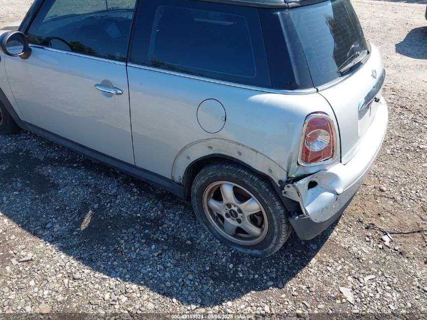 2011 Mini Cooper VIN: WMWSU3C53BT253642 Lot: 43159324