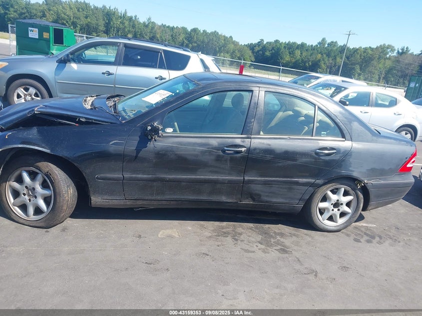 2003 Mercedes-Benz C 240 VIN: WDBRF61J03F332889 Lot: 43159353