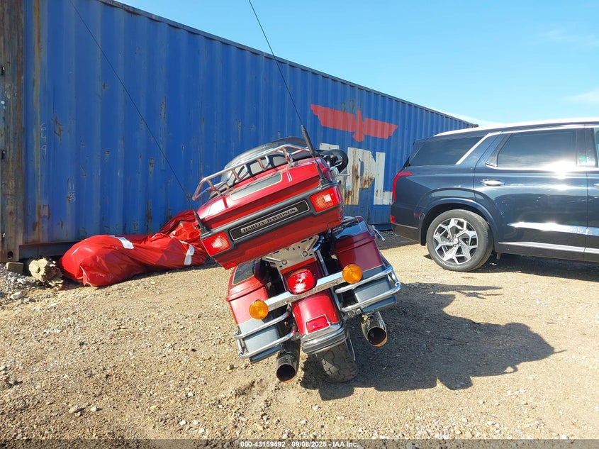 2007 Harley-Davidson Flhtcui VIN: 1HD1FC4107Y717936 Lot: 43159492