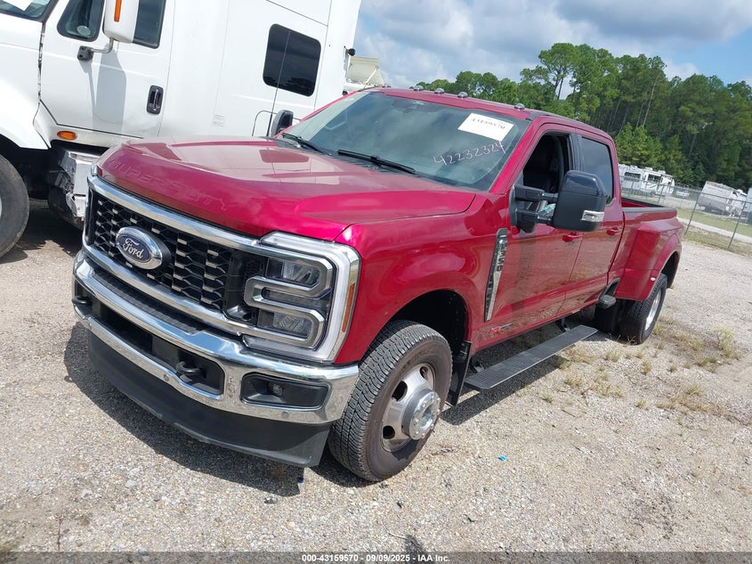 2025 Ford F-350 Lariat