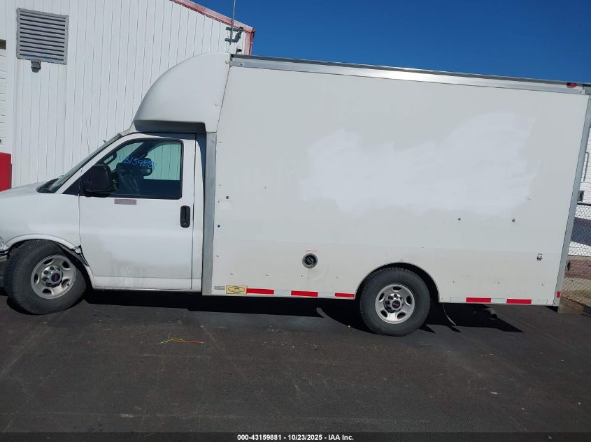 2017 GMC Savana Cutaway Work Van VIN: 1GD07RFG4H1138792 Lot: 43159881