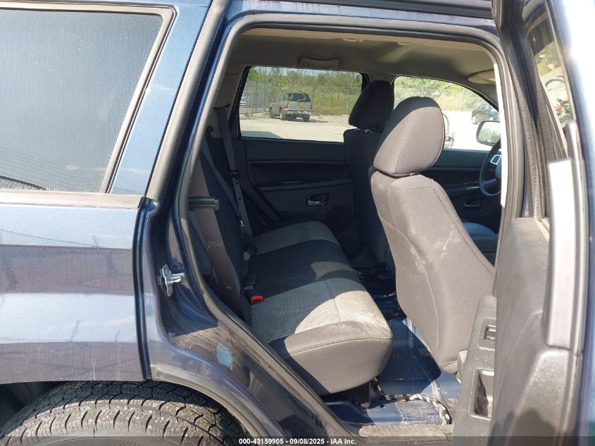 2010 Jeep Grand Cherokee Laredo VIN: 1J4PR4GK4AC105704 Lot: 43159905