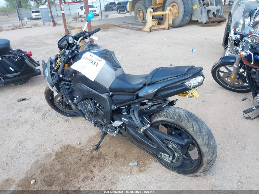 JYARN27E8CA001834 2012 YAMAHA FZ photo no. 3
