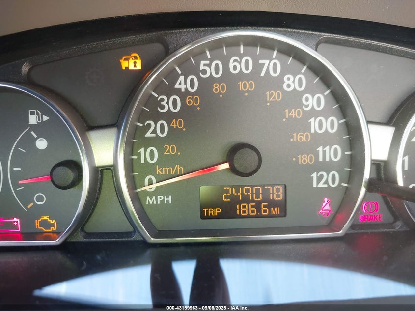 2005 Saturn Ion 2 VIN: 1G8AZ52F15Z133484 Lot: 43159963