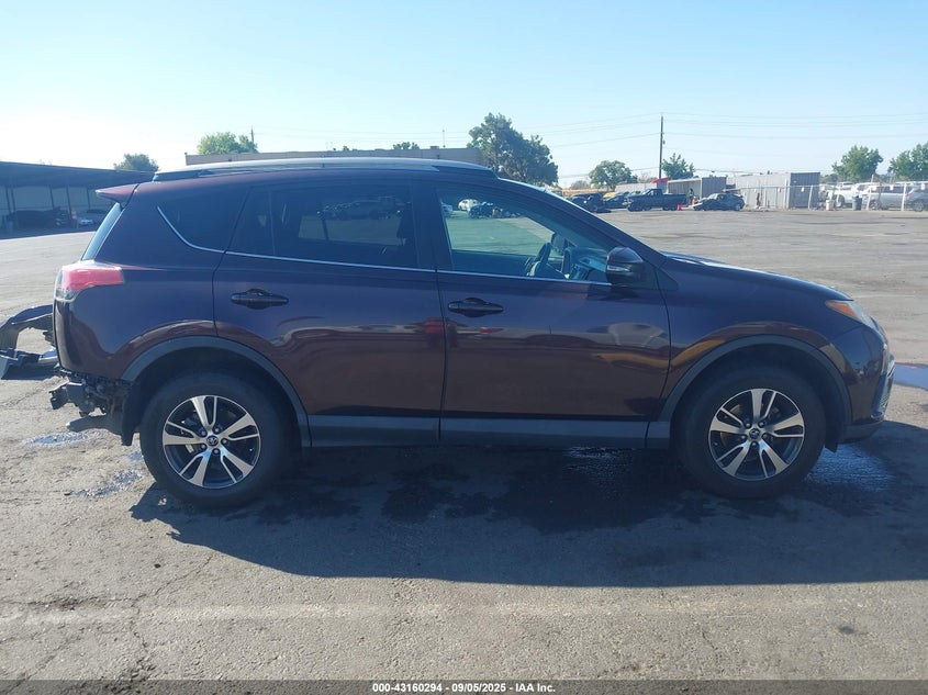 2018 TOYOTA RAV4 XLE - 2T3WFREV9JW490470