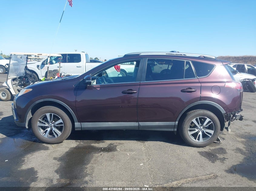 2018 TOYOTA RAV4 XLE - 2T3WFREV9JW490470