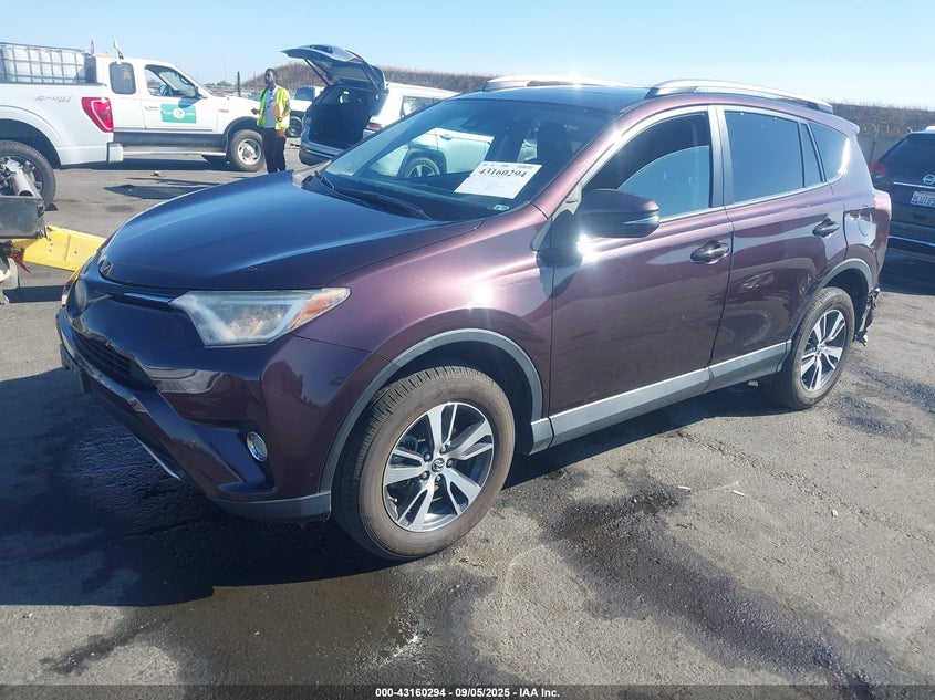 2018 TOYOTA RAV4 XLE - 2T3WFREV9JW490470