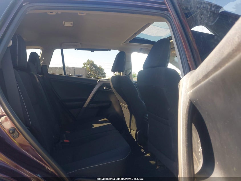 2018 TOYOTA RAV4 XLE - 2T3WFREV9JW490470