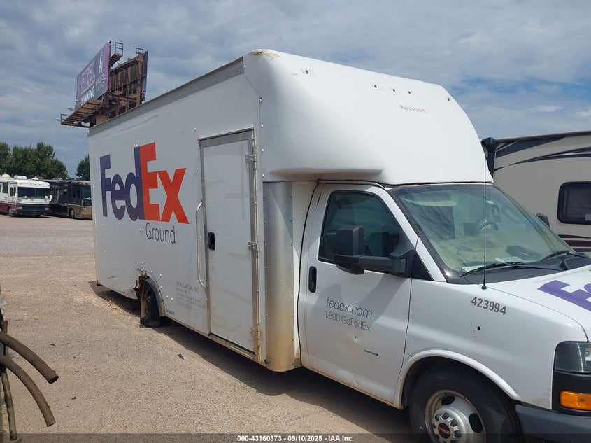 2019 GMC Savana Cutaway Work Van VIN: 7GZ37TCGXKN012989 Lot: 43160373