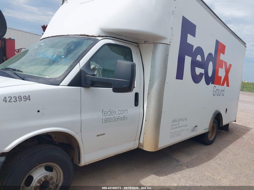 2019 GMC Savana Cutaway Work Van VIN: 7GZ37TCGXKN012989 Lot: 43160373