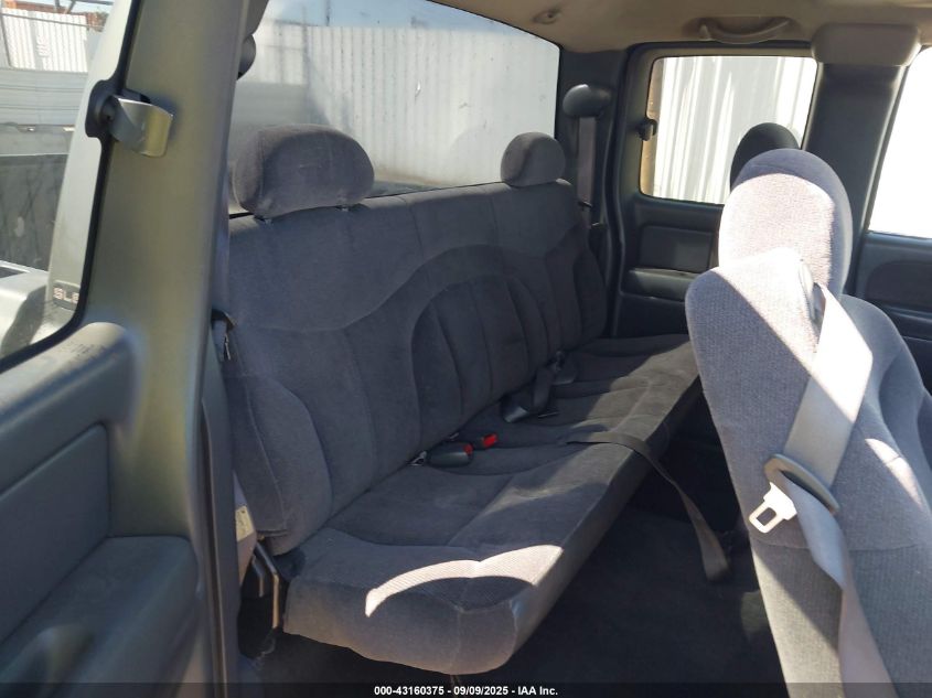 2000 GMC Sierra 1500 Sle VIN: 2GTEC19T8Y1303155 Lot: 43160375