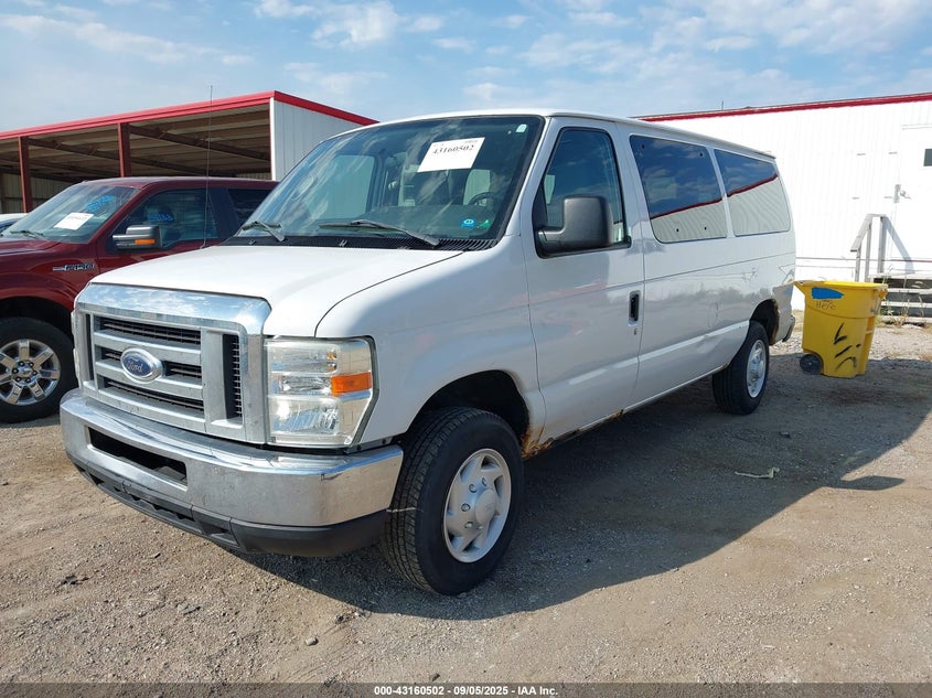 2009 Ford E-350 Super Duty Xl/Xlt white wagon gasoline 1FBNE31L19DA71915 photo #3
