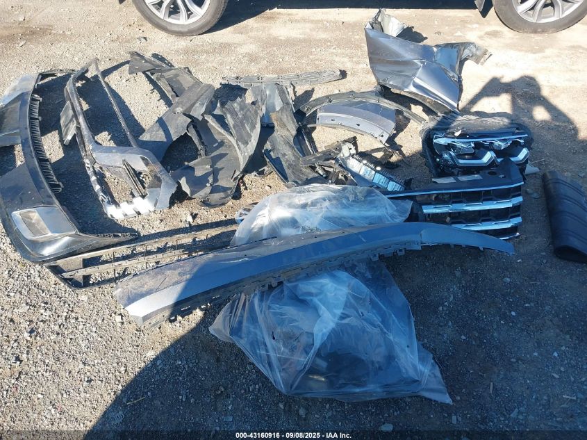 2019 Volkswagen Atlas 3.6L V6 Se W/Technology R-Line VIN: 1V2XR2CA7KC577936 Lot: 43160916