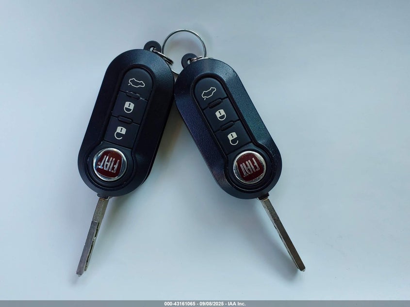 2014 FIAT 500L EASY - ZFBCFABHXEZ019844