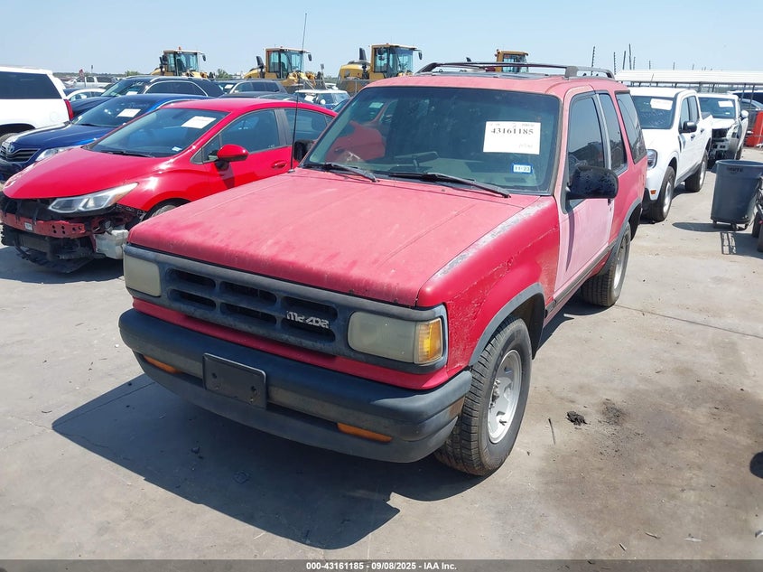 4F2CU42X0NUM02670 1992 MAZDA NAVAJO photo no. 2