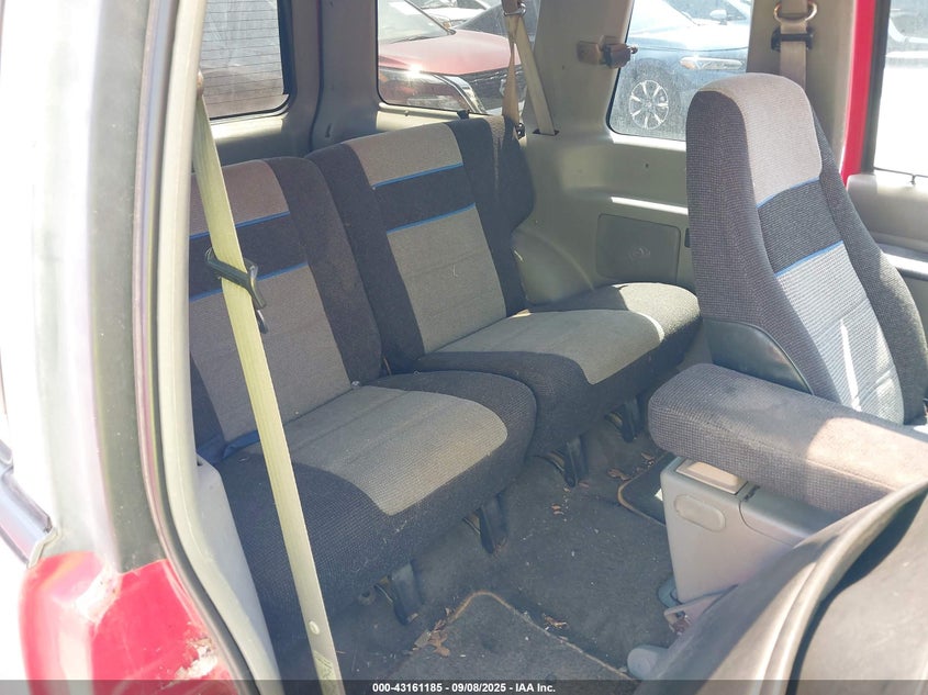 1992 Mazda Navajo Lx/Dx VIN: 4F2CU42X0NUM02670 Lot: 43161185