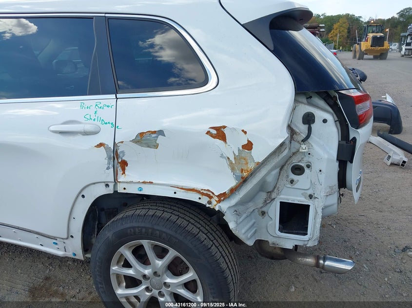 2014 Jeep Cherokee Latitude VIN: 1C4PJMCB6EW166334 Lot: 43161200