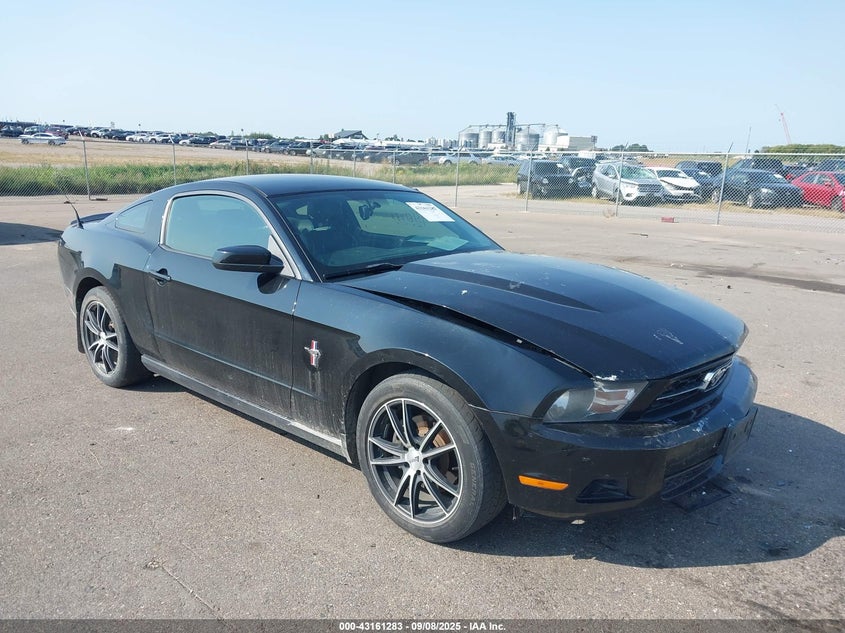 FORD MUSTANG V6 PREMIUM