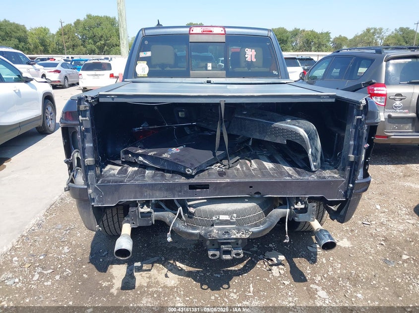 2018 RAM 1500 SLT - 1C6RR6LT1JS132672