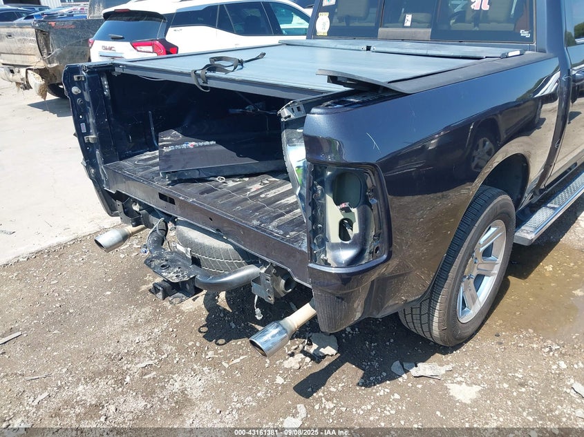 2018 RAM 1500 SLT - 1C6RR6LT1JS132672