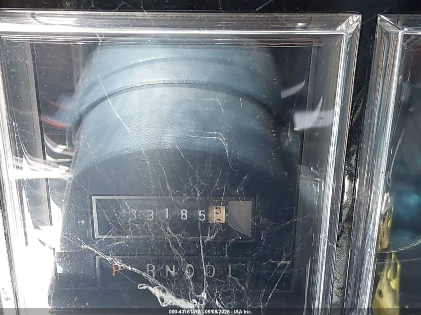 1989 Lincoln Town Car Signature VIN: 1LNBM82F8KY746399 Lot: 43161478