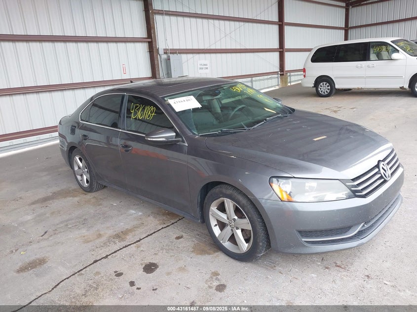 VOLKSWAGEN PASSAT 2.5L SE