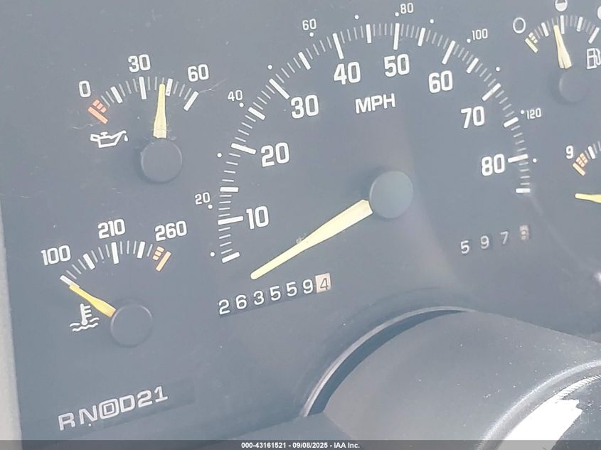 1993 Chevrolet Suburban K1500 VIN: 1GNFK16K6PJ397809 Lot: 43161521