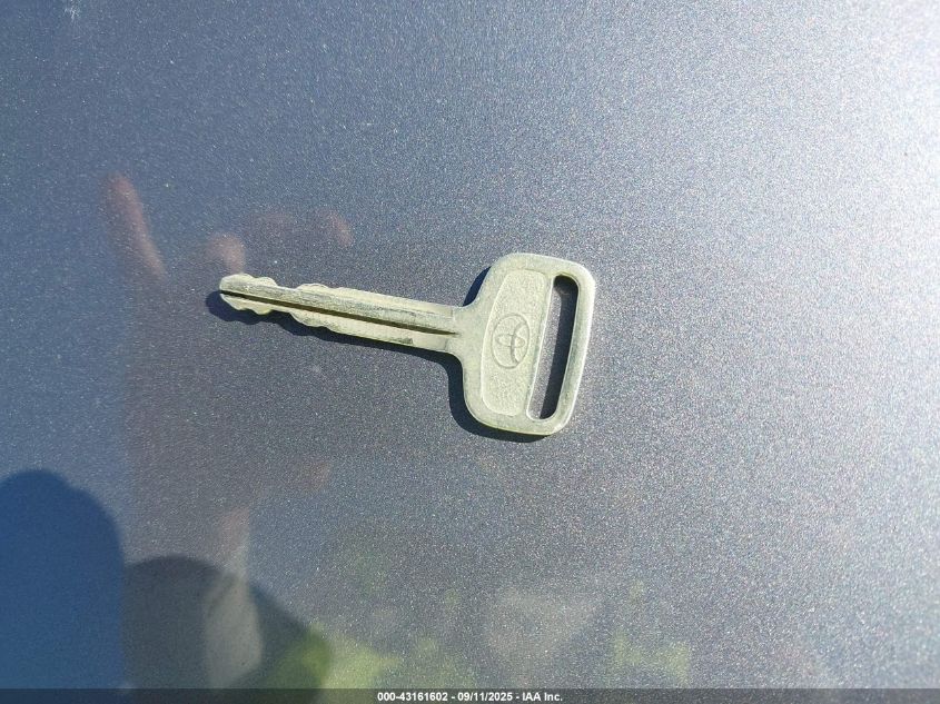 1999 Toyota Camry Le VIN: JT2BG22KXX0374388 Lot: 43161602