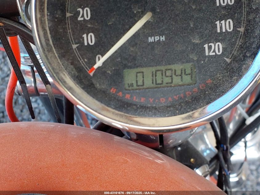 2014 Harley-Davidson Xl1200 C VIN: 1HD1CT319EC428574 Lot: 43161676