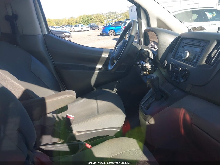 2017 NISSAN NV200 SV 3N6CM0KN3HK710344