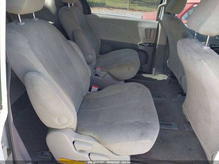 2011 Toyota Sienna Base V6 VIN: 5TDZK3DC6BS086485 Lot: 43161927