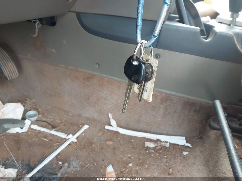 2004 Hyundai Santa Fe VIN: KM8SC13024U808395 Lot: 43162081