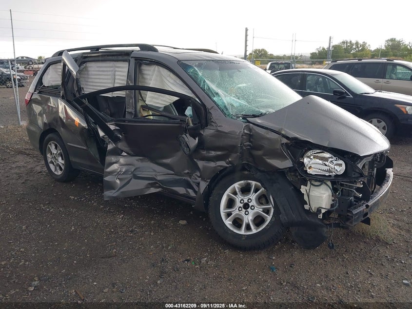 5TDZA22C45S230006 2005 Toyota Sienna Xle auction photo 1