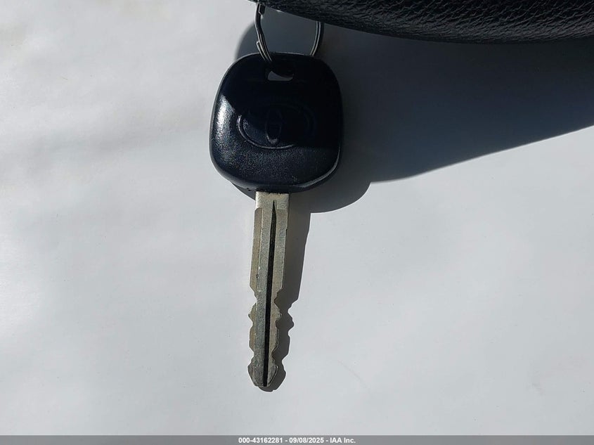 2017 Toyota Corolla L VIN: 2T1BURHEXHC834778 Lot: 43162281