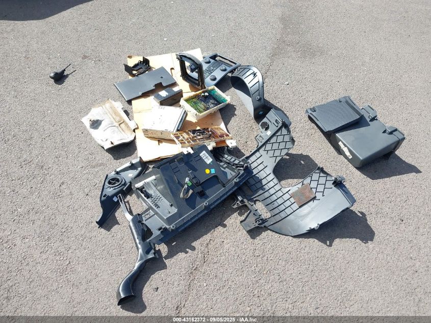 2007 Volvo S40 2.4I VIN: YV1MS382272305205 Lot: 43162372