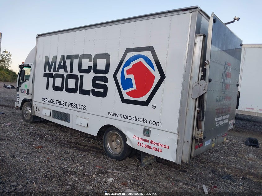 2012 Isuzu Dsl Reg white van diesel JALE5W161C7900512 photo #4