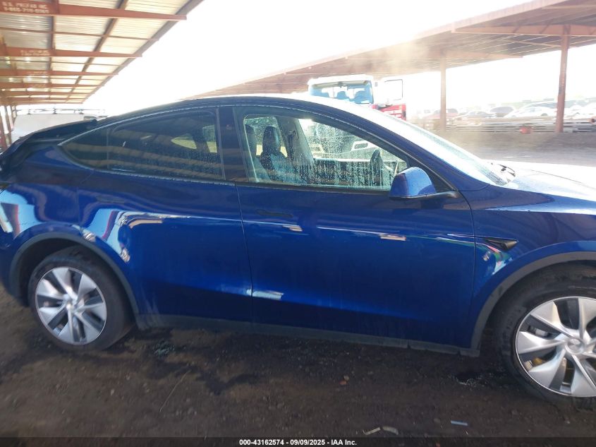 2023 Tesla Model Y VIN: 7SAYGDEE2PA135339 Lot: 43162574