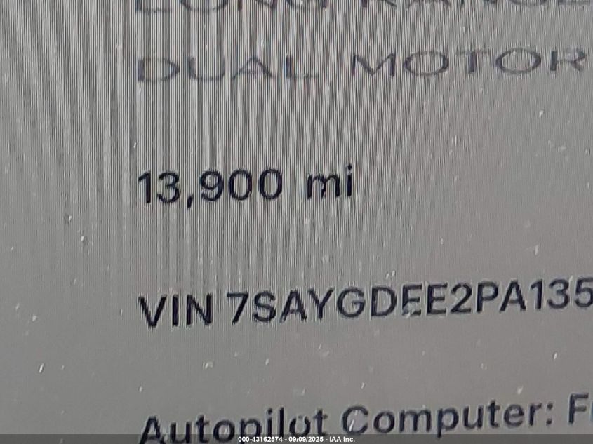 2023 Tesla Model Y VIN: 7SAYGDEE2PA135339 Lot: 43162574