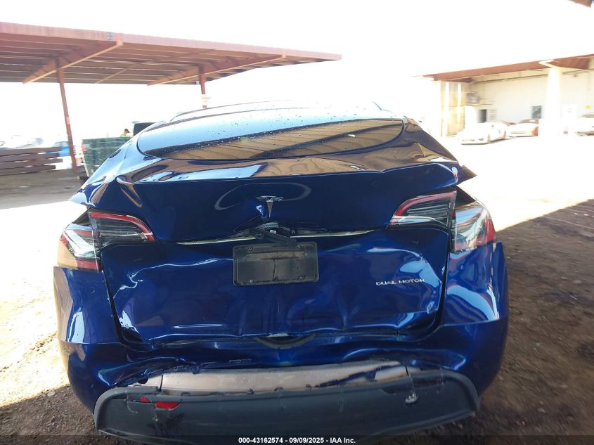 2023 Tesla Model Y VIN: 7SAYGDEE2PA135339 Lot: 43162574