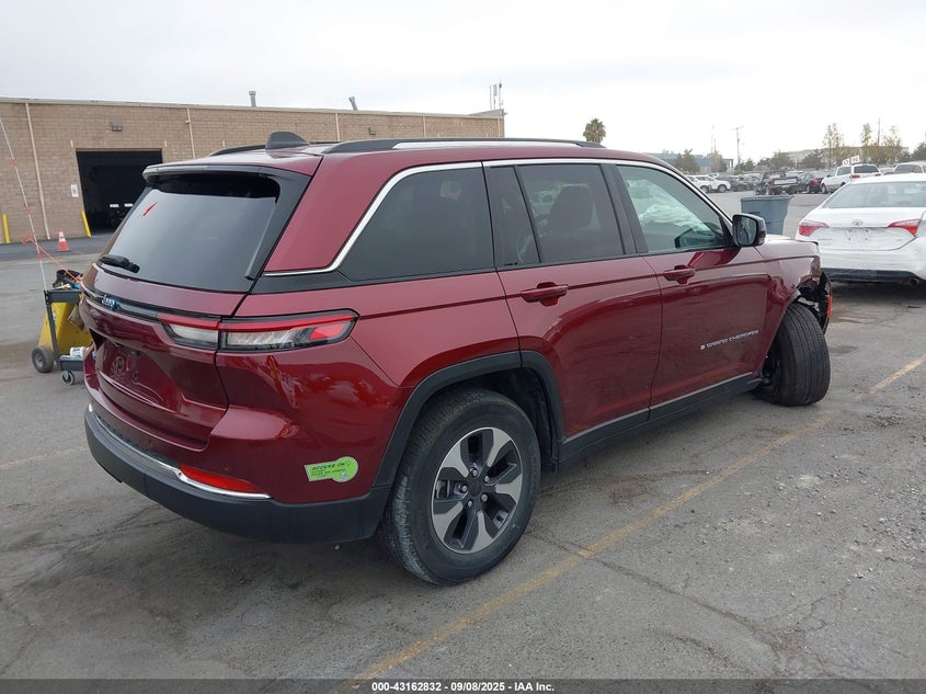 2022 JEEP GRAND CHEROKEE 4XE auction photo 4
