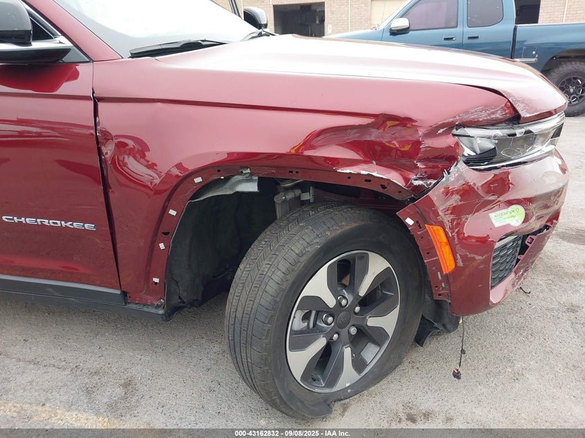 2022 JEEP GRAND CHEROKEE 4XE auction photo 6