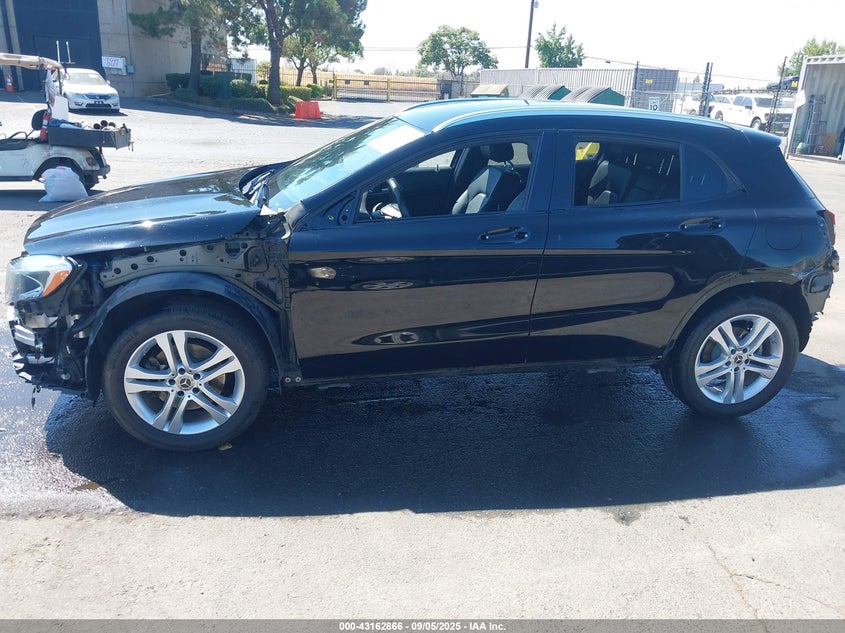 2018 MERCEDES-BENZ GLA 250 WDCTG4EB0JJ434242