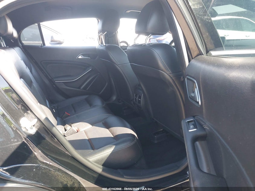 2018 MERCEDES-BENZ GLA 250 WDCTG4EB0JJ434242