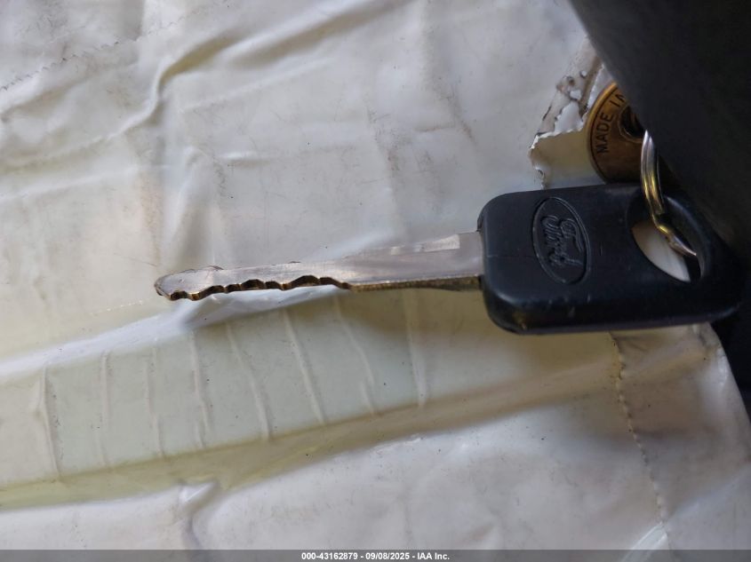 1995 Ford Econoline E350 Cutaway Van VIN: 1FDKE30G2SHA03913 Lot: 43162879